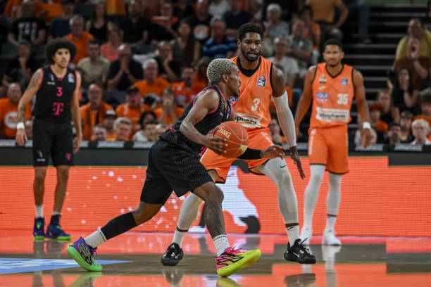 的主力球员 的主力球员